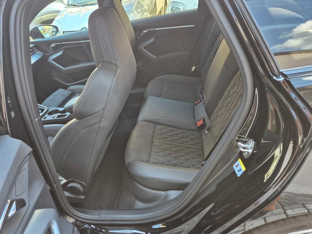 Audi S3 Sportback 2.0 tfsi quattro s-tronic 333CV