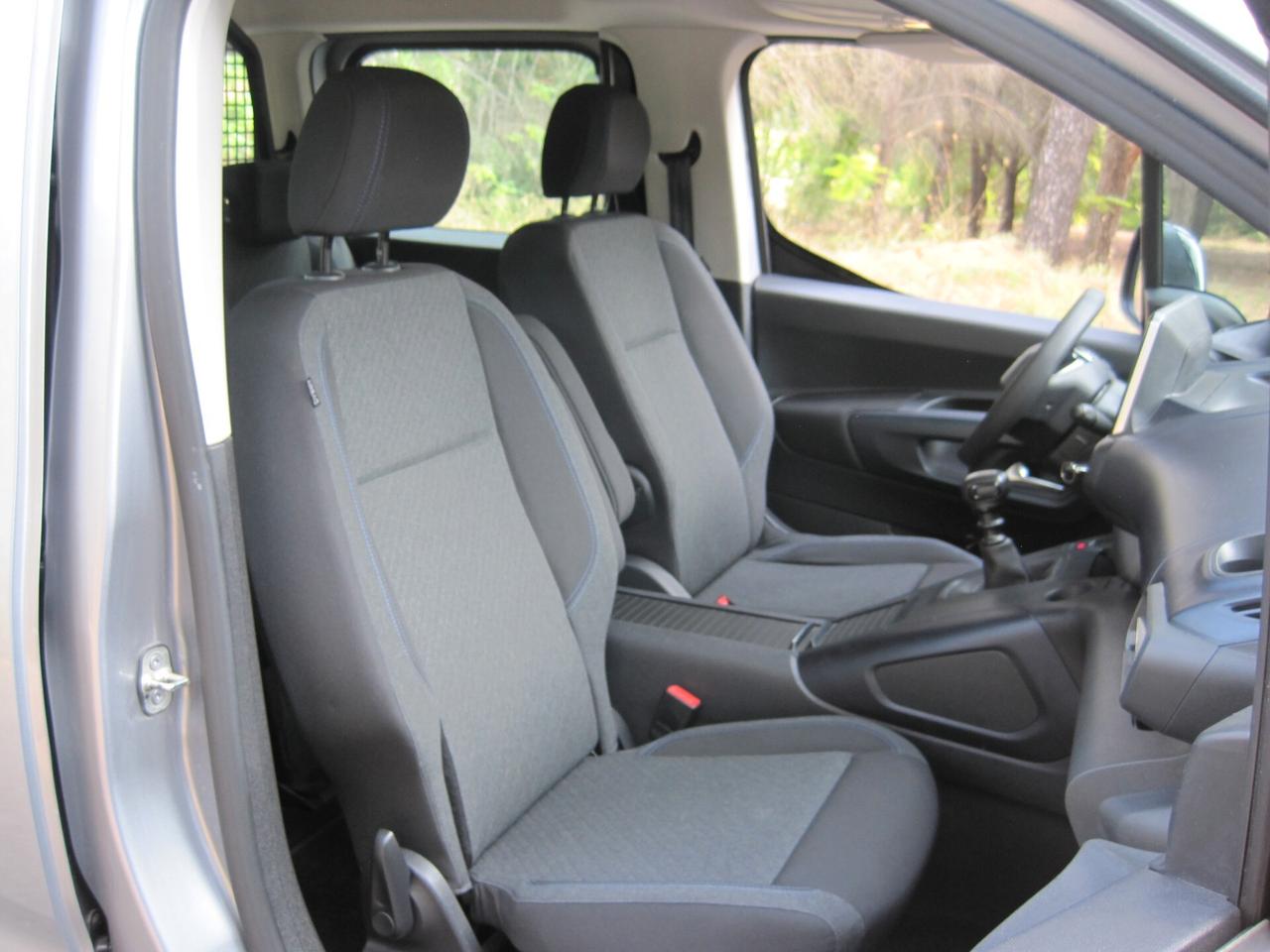 Peugeot Rifter BlueHDi 100 S&S Allure Standard
