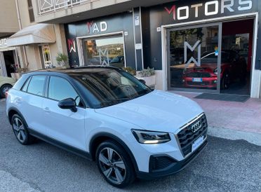 Audi Q2 30 TDI Identity Black 116Cv
