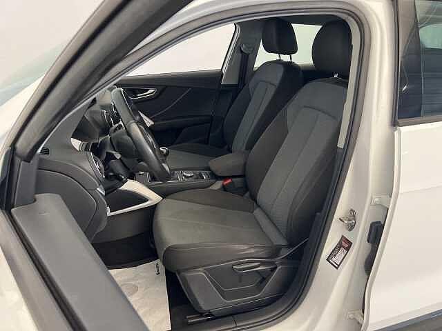 Audi Q2 30 TDI Business Design