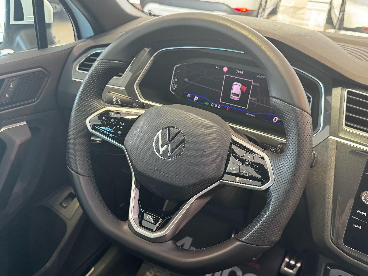 VOLKSWAGEN Tiguan 2.0 TDI DSG R-Line Luci Ambient