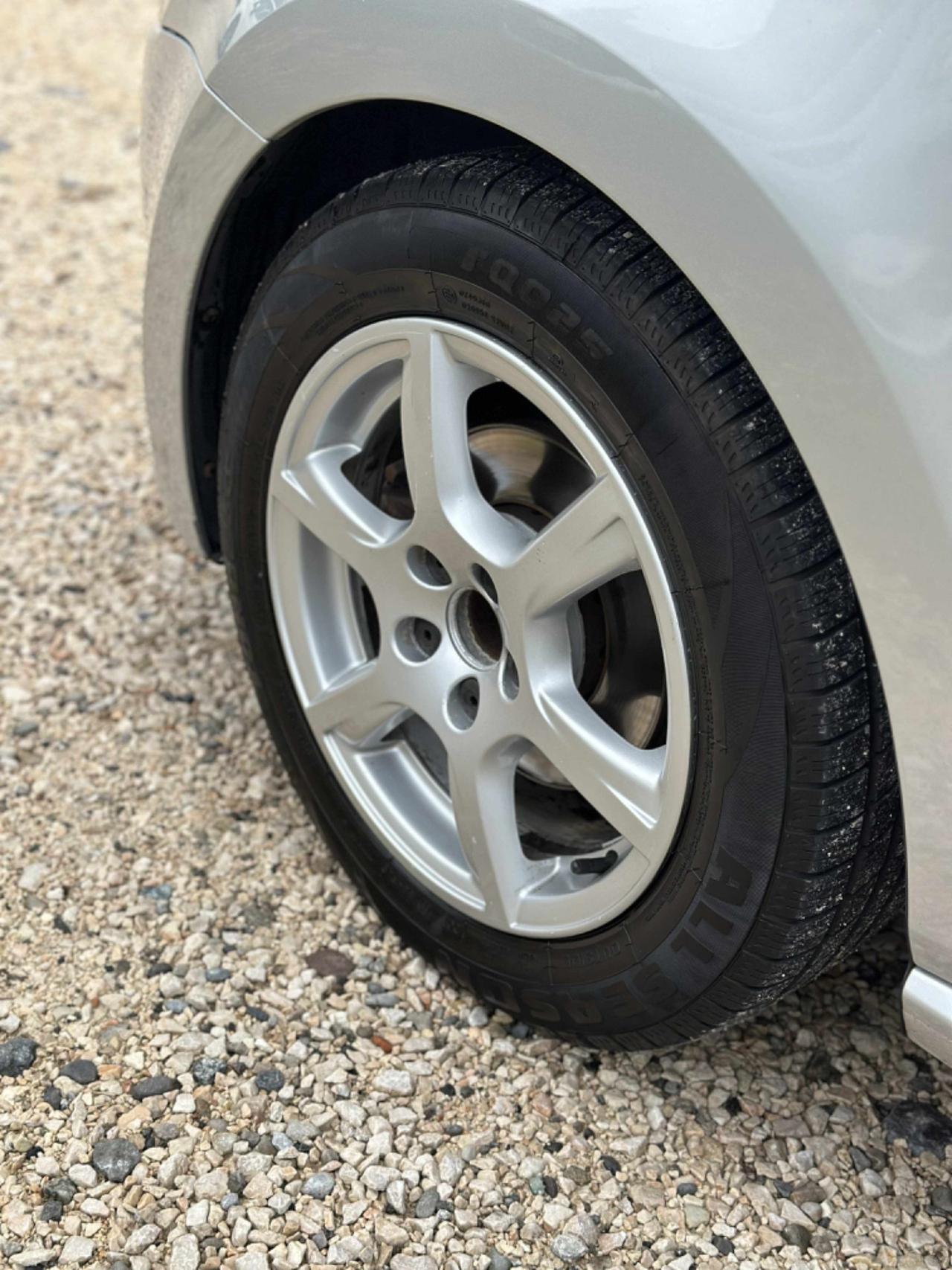 Volkswagen POLO 1.6 TDI DPF 5P NEOPAT KMCERT GARANZ UNICOPR