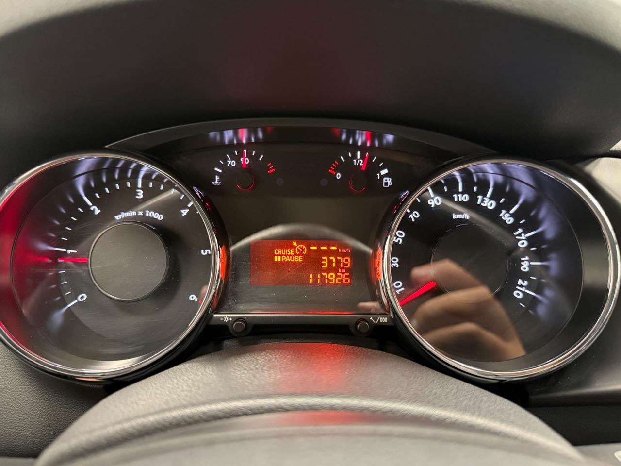 Peugeot 3008 1.6 HDi 115CV Active