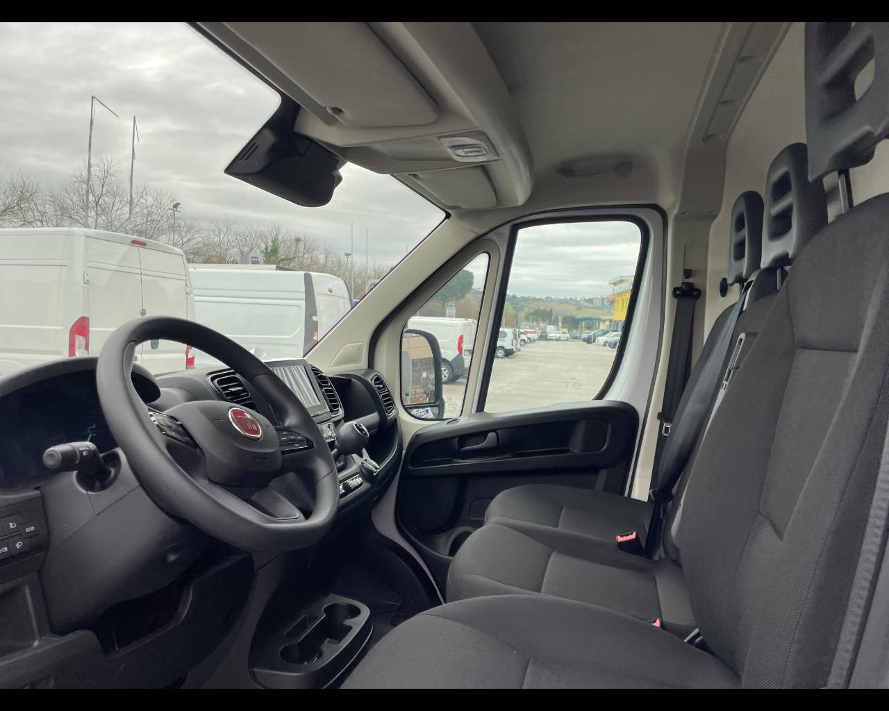 FIAT Ducato Series 9 Furgone Lastrato 33q Mh2 140cv 2.2 Multijet 3 E6d-Final
