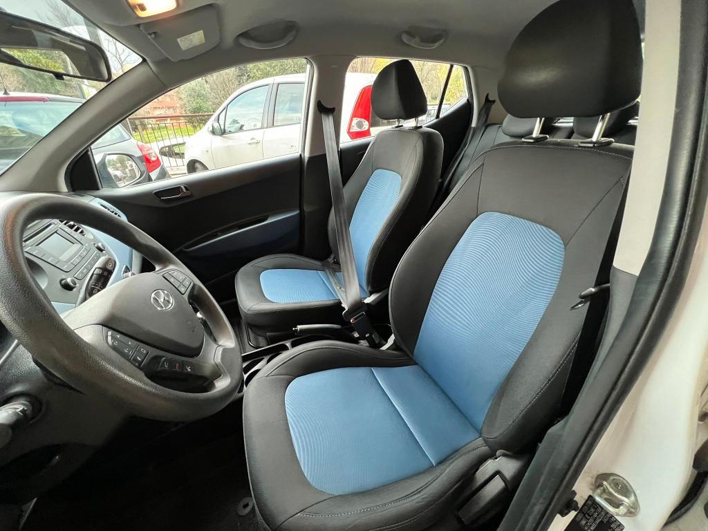 Hyundai i10 1.0 Login E6