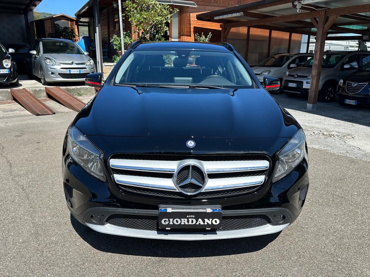 Mercedes-benz GLA 180 d Premium