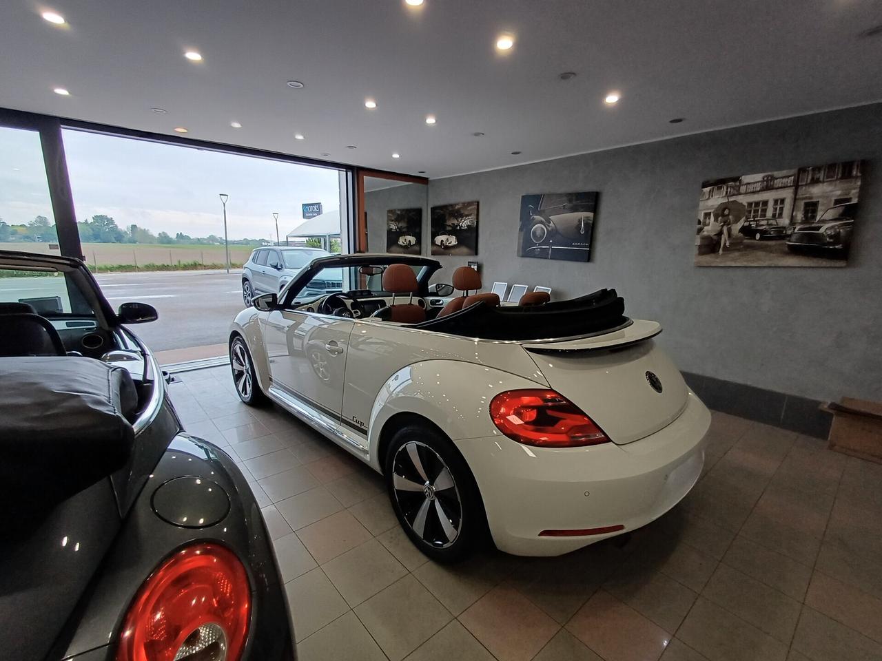Volkswagen Maggiolino Cabrio 1.2 TSI CUP adatta a neopatentati