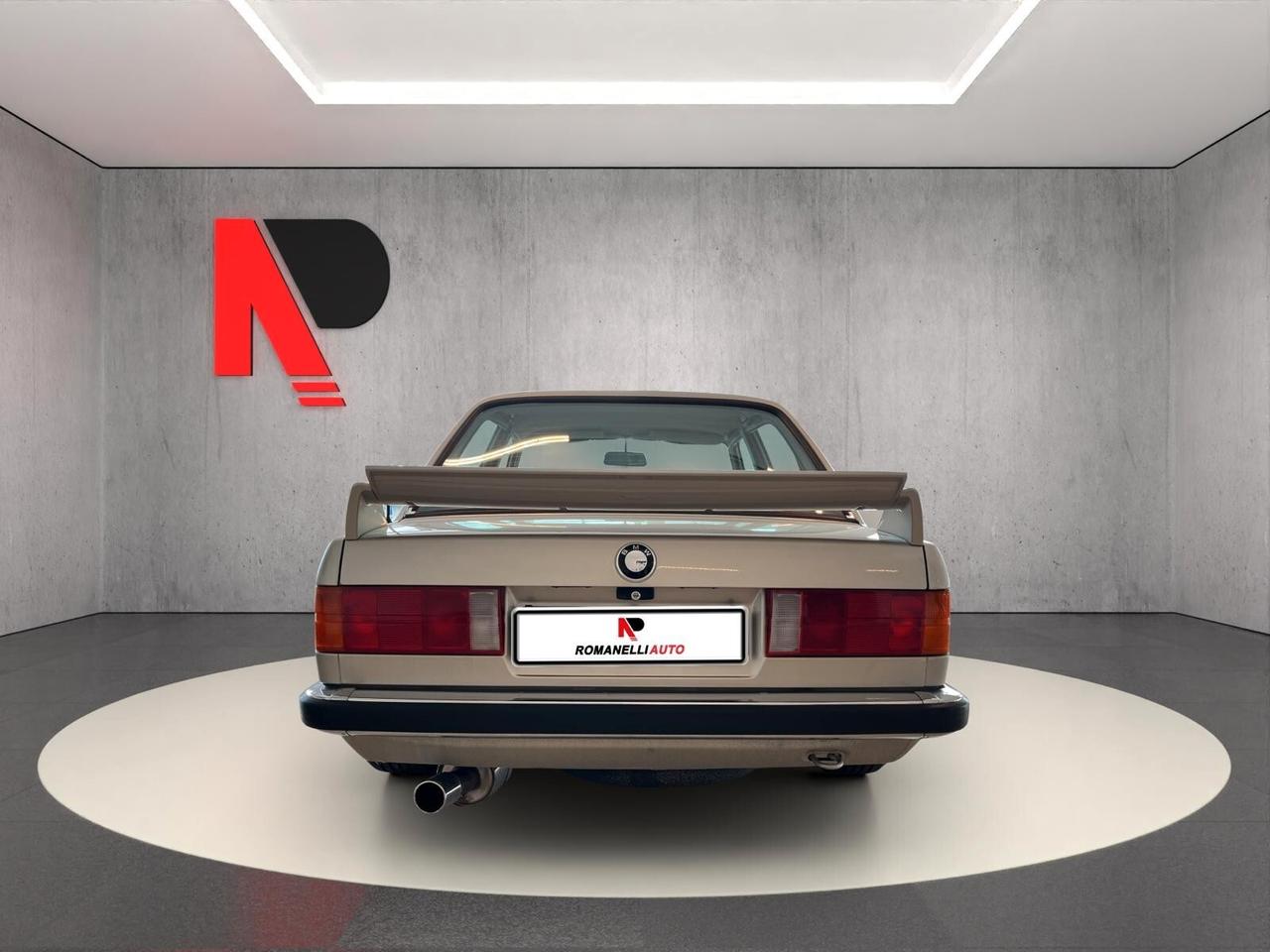 Bmw 318i 4 porte