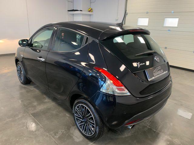 LANCIA Ypsilon 1.0 Benzina Hybrid Ecochic Gold 5 Porte