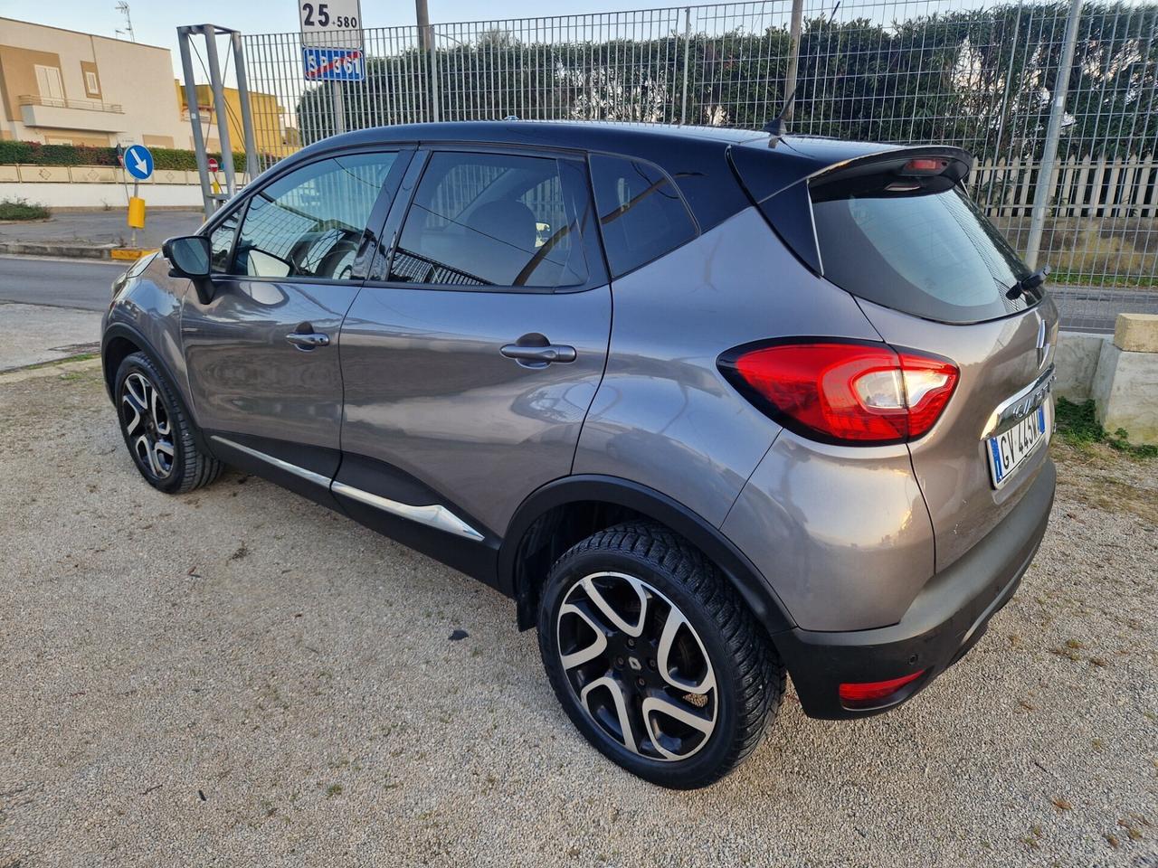 Renault Captur 1.5 dCi 90 CV - 2017