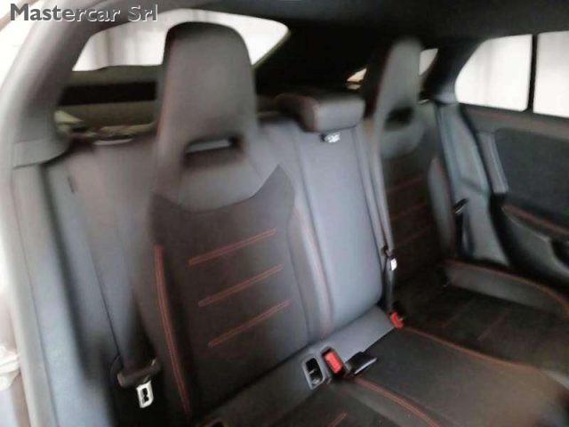 MERCEDES-BENZ CLA 180 CLA Shooting Brake Premium auto - GE748CY