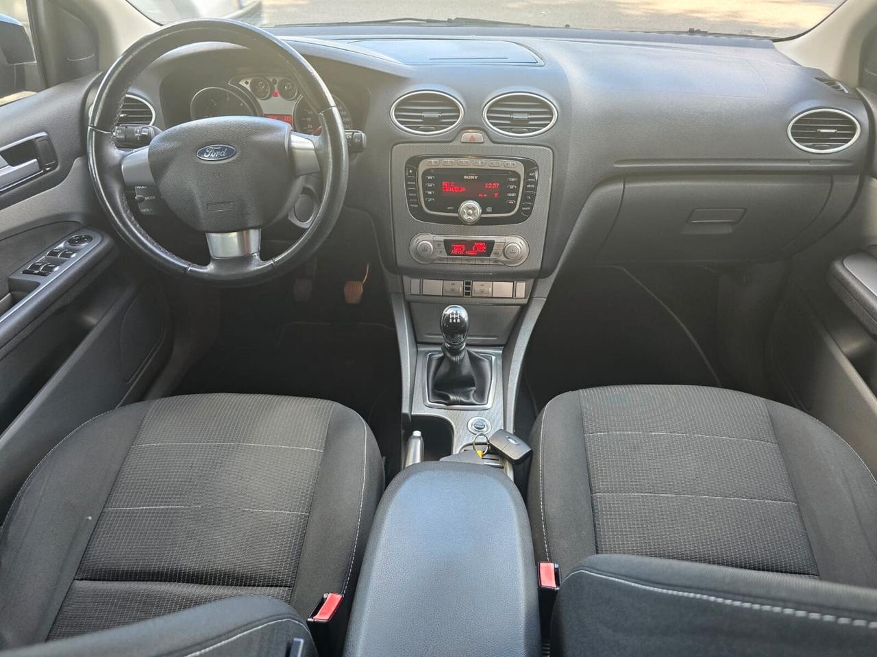 FORD FOCUS 1,6 TDCI 5 PORTE- TITANIUM-OK NEOPATENTATI-