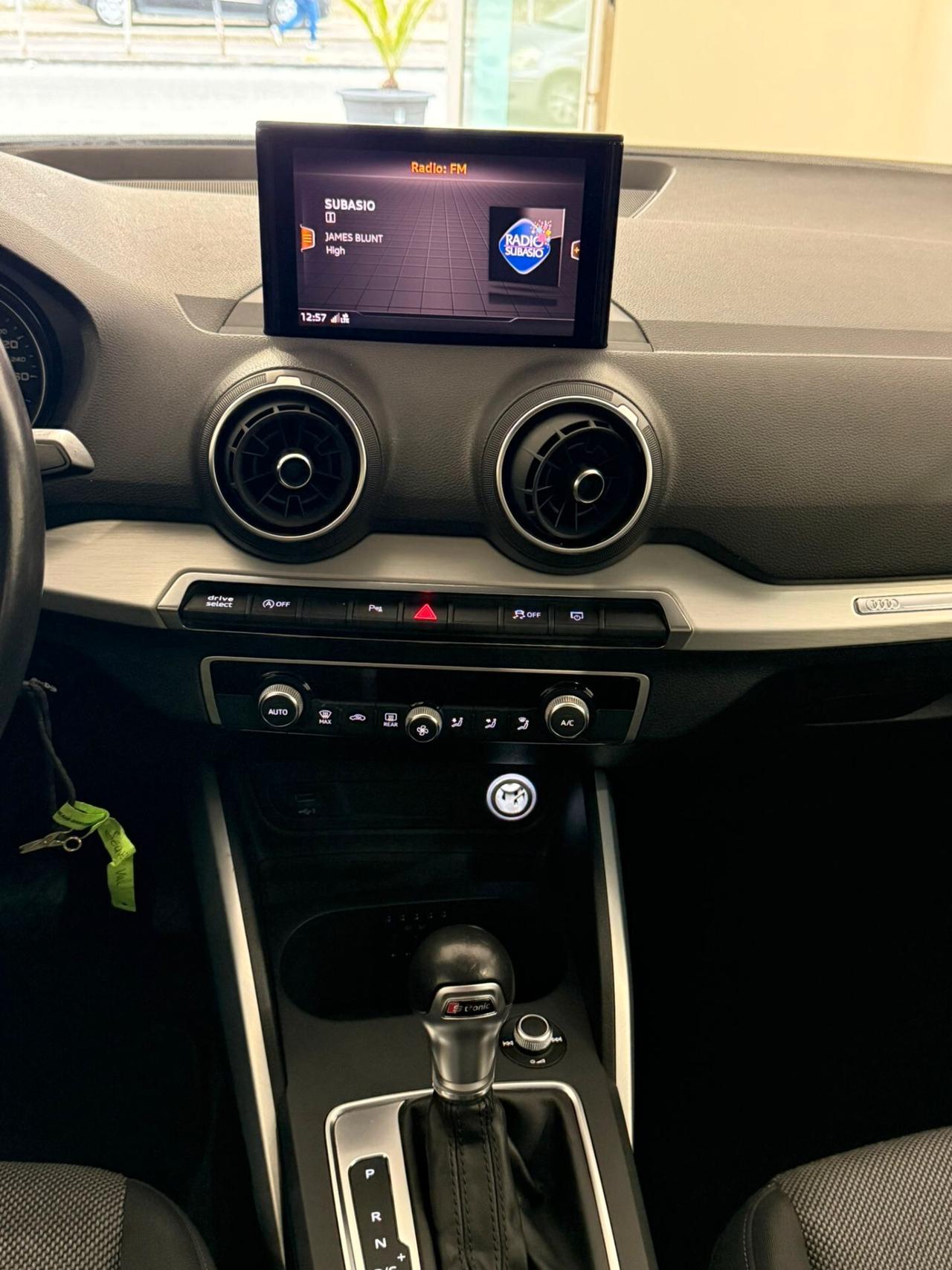 Audi Q2 1.6 TDI 115CV AUTOMATICA 90000 KM S-LINE