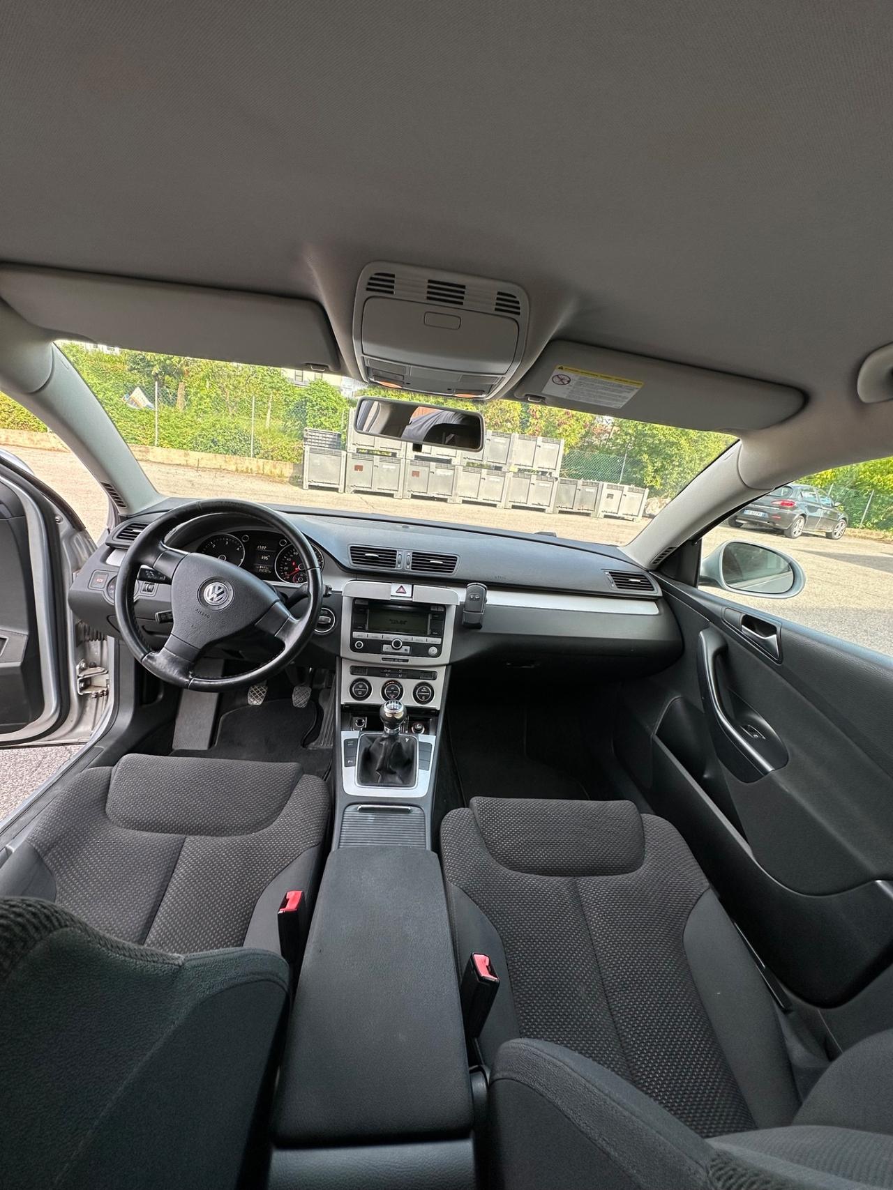 Volkswagen Passat 2.0 TDI DPF 4mot. Var. Highline Unico Prop.