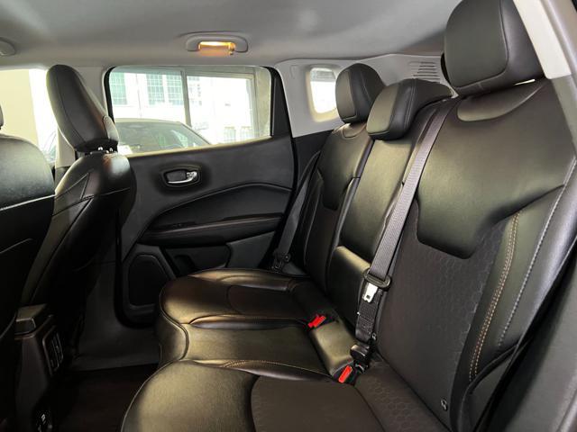 JEEP Compass 2.0 Multijet II aut. 4WD Limited NAVI / LED / 19"