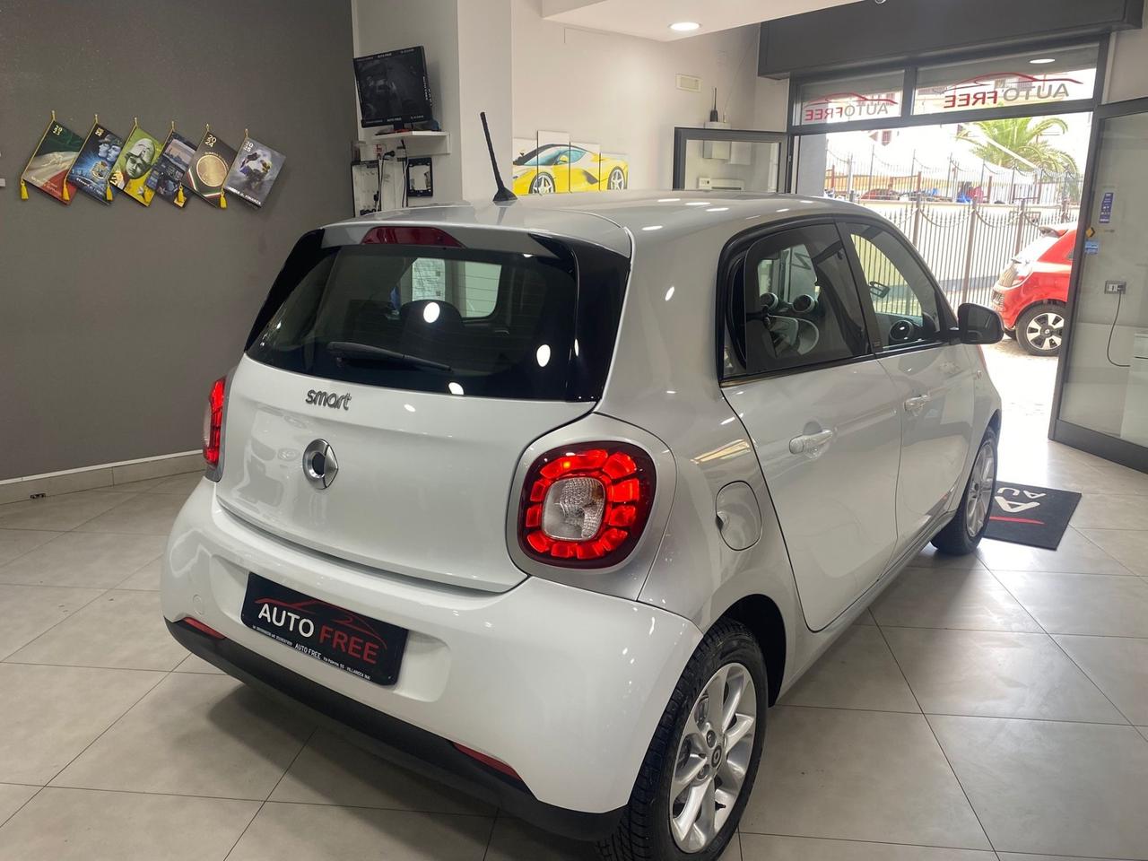 Smart ForFour 70 1.0 Passion