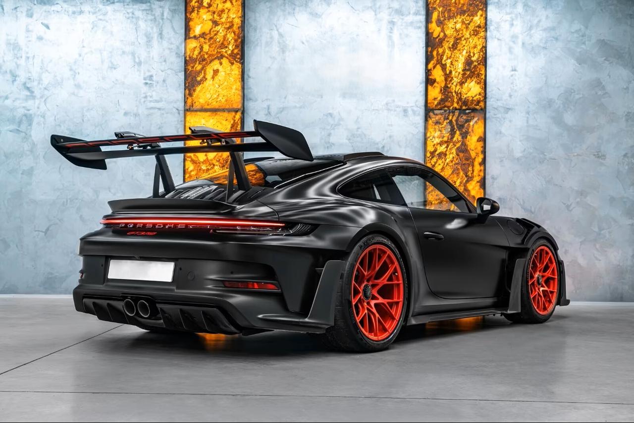 Porsche 911 GT3 RS PPF completo e pellicola satinata nera