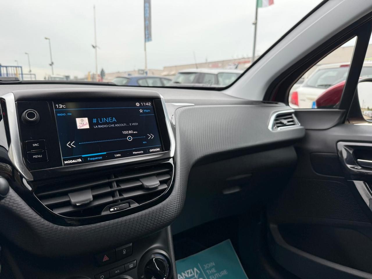 Peugeot 2008 PureTech 82 S&S Style