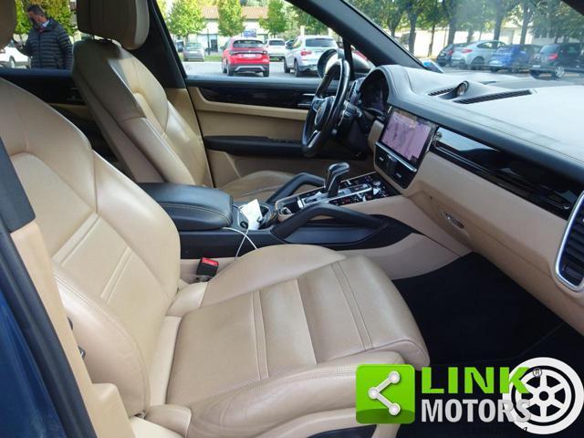 PORSCHE Cayenne 3.0 V6 Tiptronic