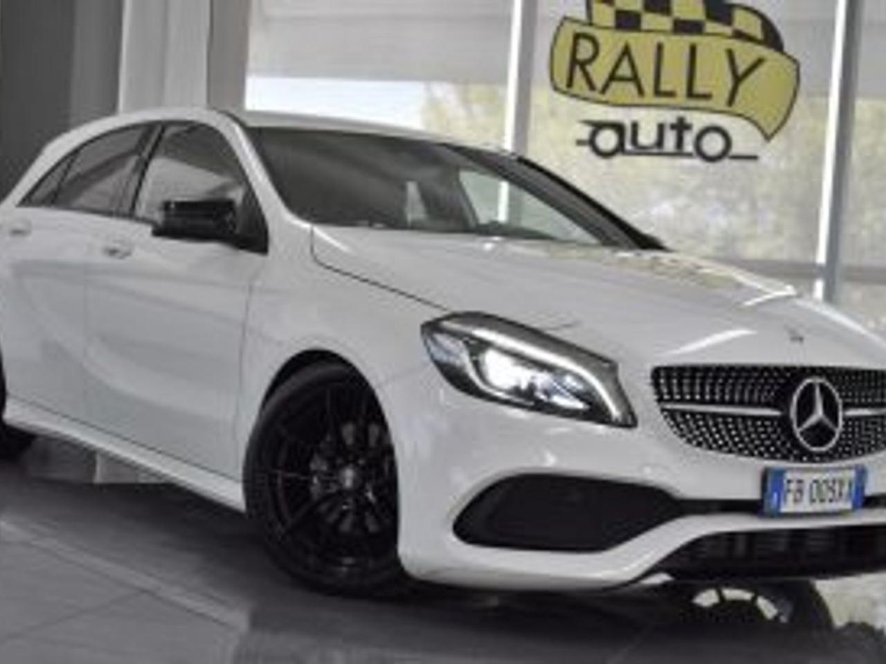 Mercedes-Benz A 200 Premium A 200 D