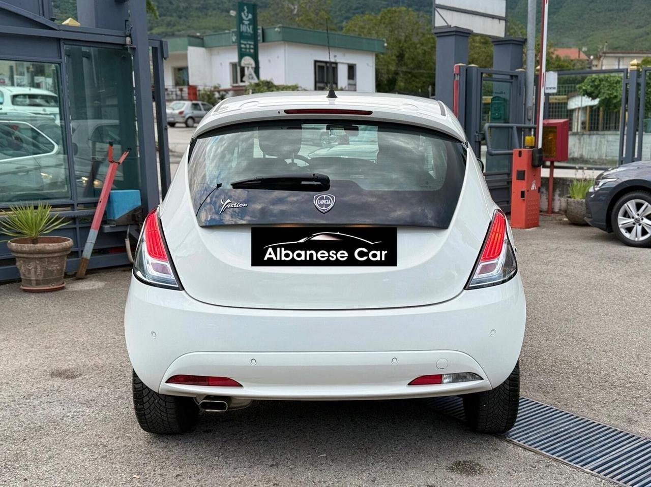 Lancia Ypsilon 1.2 Ecochic 69 CV GPL Gold
