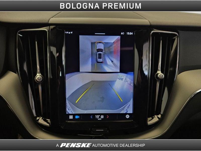 Volvo XC60 T6 Plug-in hybrid AWD automatico Plus Dark