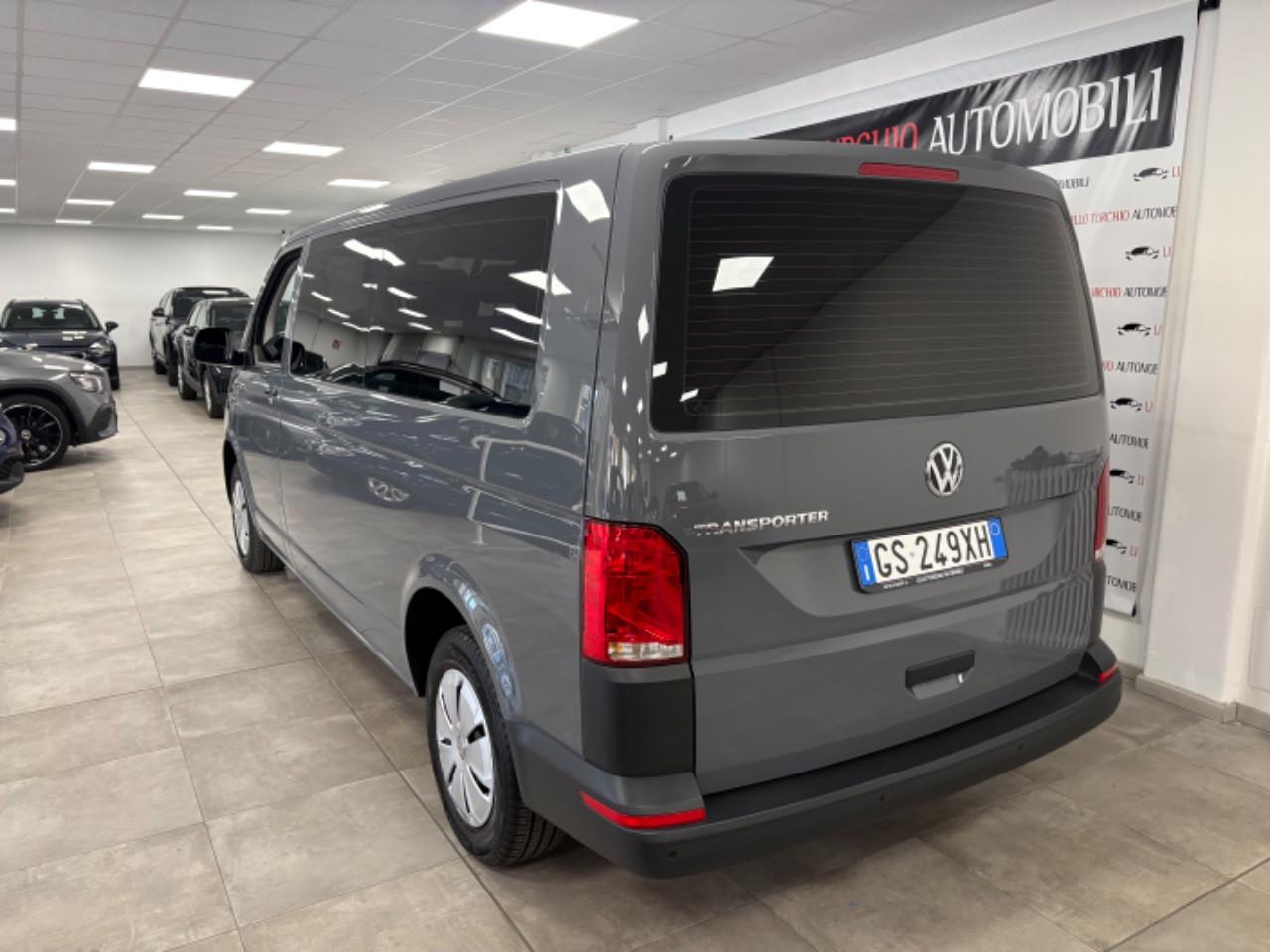 VOLKSWAGEN Transporter T6.1 Transporter 30 kombi M1 2.0 tdi 150cv Business p.l. + IVA