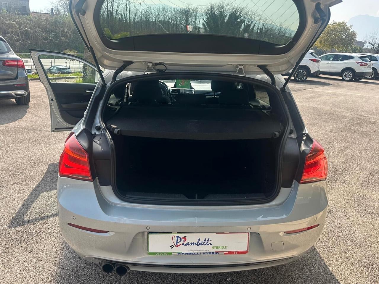 Bmw 120d xDrive 5P Urban AUTOM.