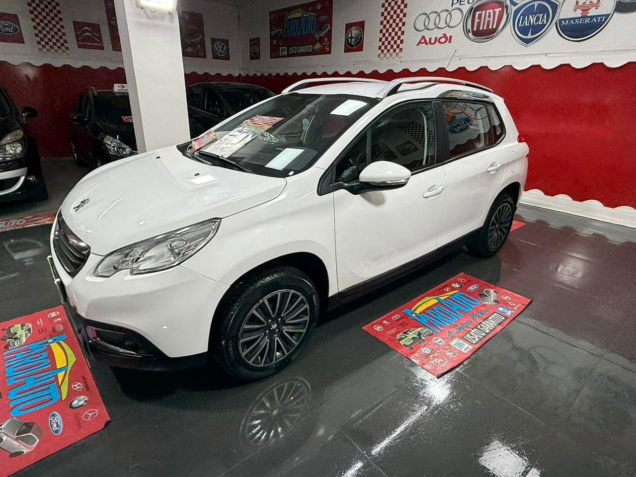 Peugeot 2008 1.2 82cv PureTech Allure - 2016