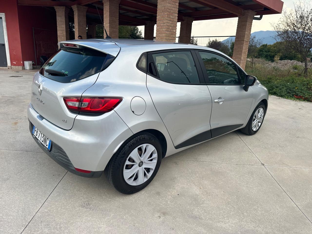 Renault Clio 1.5 dCi 75CV