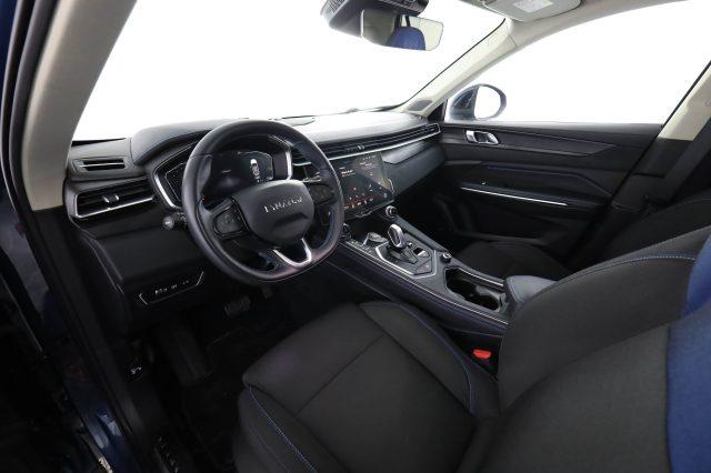 LYNK & CO 01 01 PHEV