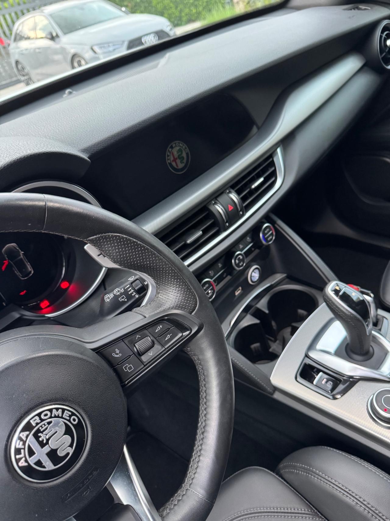 Alfa Romeo Stelvio 2.2 Turbodiesel 210 CV AT8 Q4 Veloce