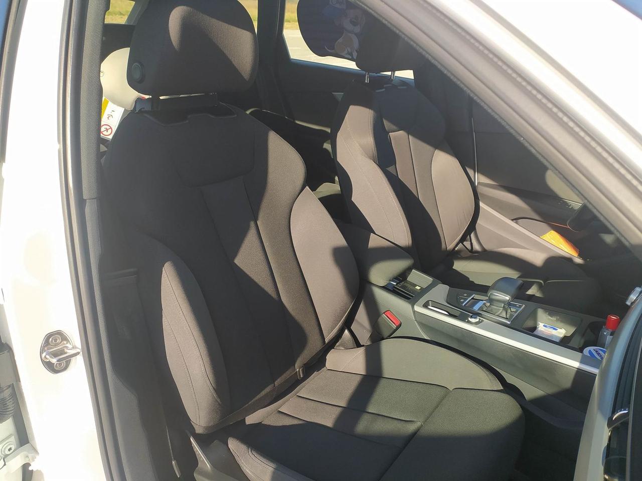 Audi A4 Business Advanced 2.0 35 TDI MHEV #8151