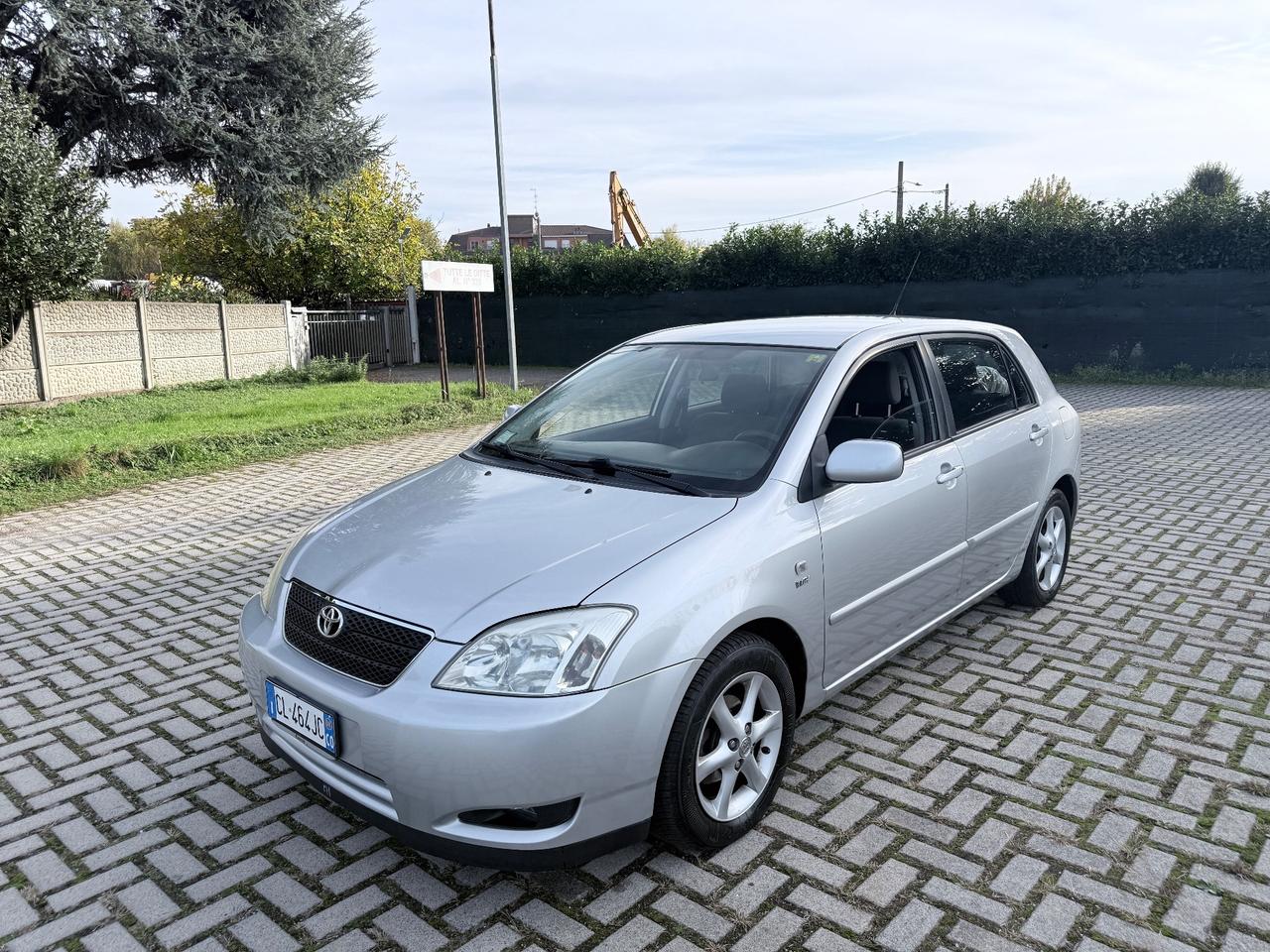 Toyota Corolla 1.6 16V 5 porte