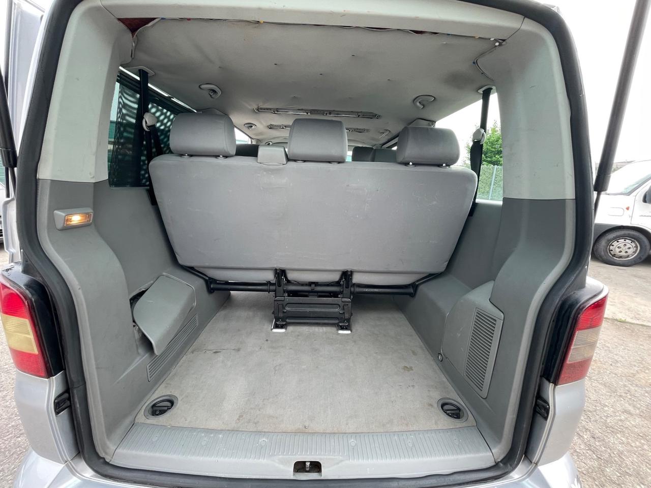 Volkswagen Transporter 2.5 TDI/130CV PC-TM Kombi