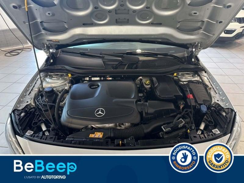 Mercedes-Benz GLA 180 SPORT AUTO