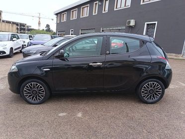 LANCIA Ypsilon 1.3 MJT 16V 95 CV 5 porte