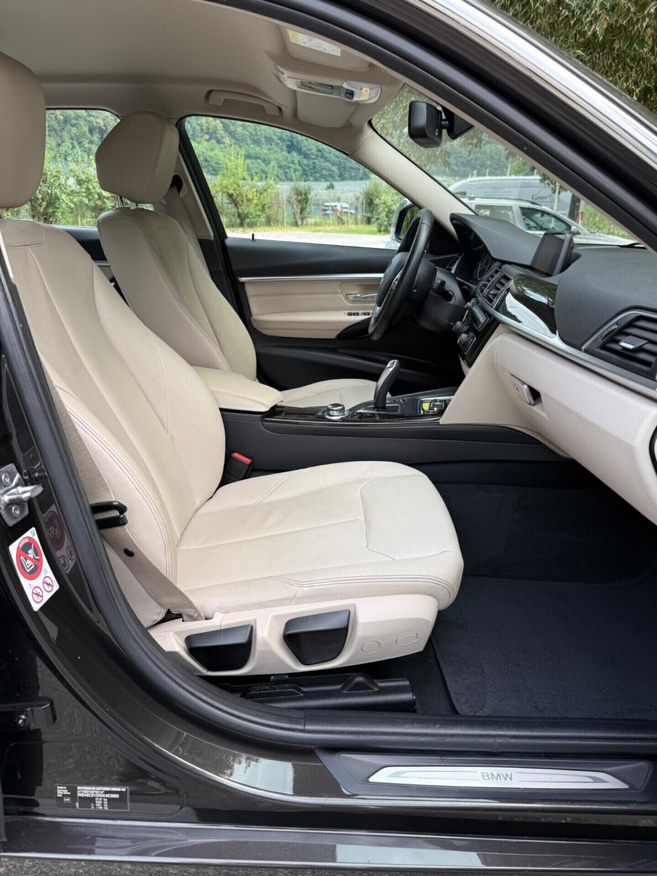 Bmw 320 320d xDrive Luxury