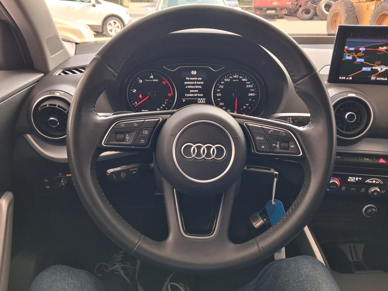 Audi Q2 30 TDI S tronic Business Design