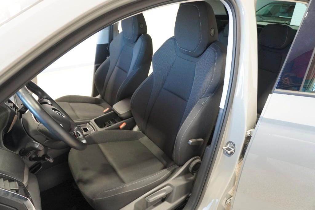 SKODA KAROQ 2.0 TDI 115CV DSG EVO SCR EXECUTIVE ( FARI LED - COCKPIT - ADAPTIVE CRUISE - NAVI - SMARTLINK - PDC - TELECAMERA POST. )