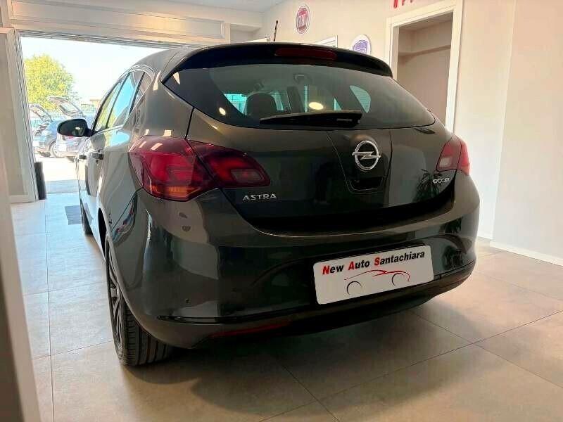 Opel Astra 1.6 CDTi 110 CV S&S Cosmo