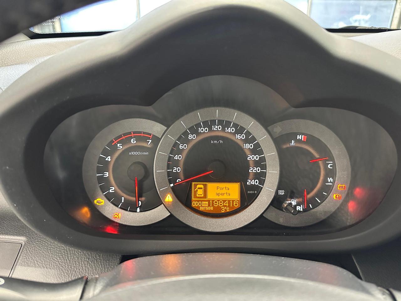 Toyota RAV4 2.2 d-cat Luxury 177cv my09