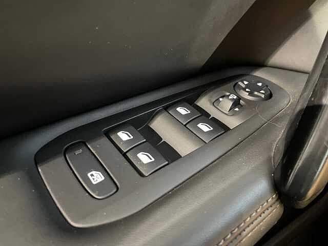 Peugeot 308 1.6BlueHDi 120CV Allure - NEOPATENTATI