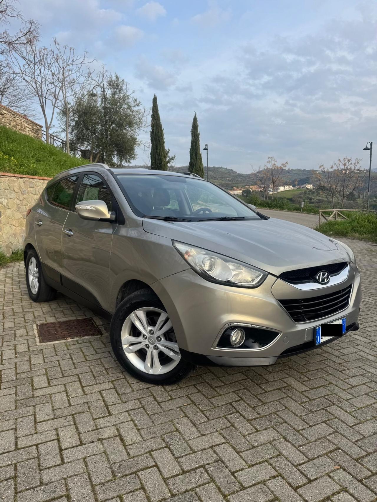 Hyundai iX35 1.7 CRDi 2WD 2011