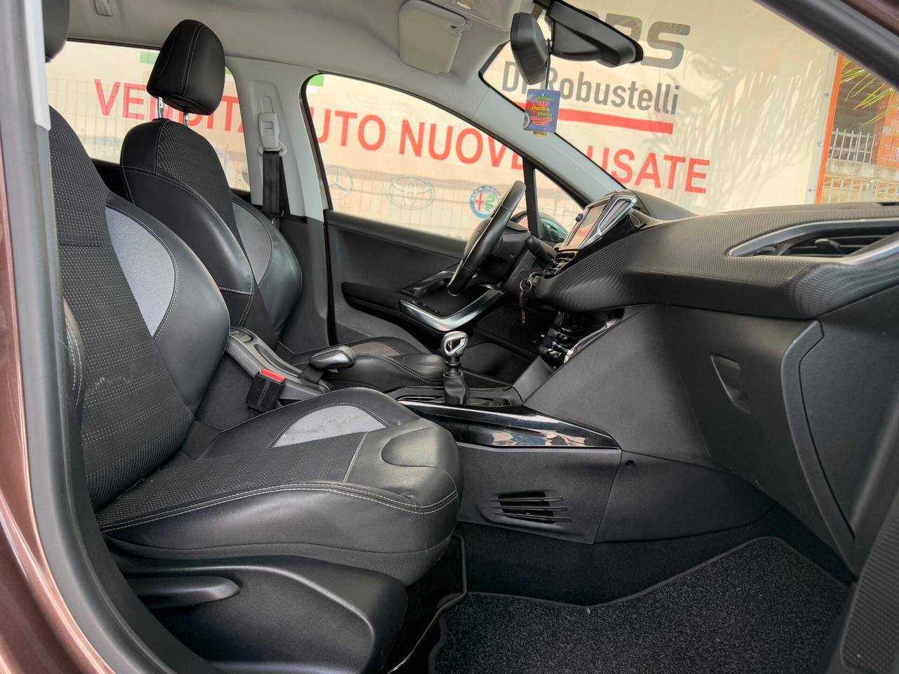 PEUGEOT 2008 ANNO 2015 1.6 DIESEL 120 CV