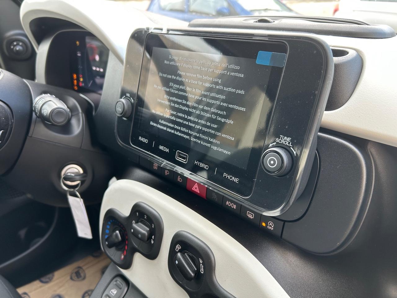 Fiat Panda 1.0 FireFly S&S Hybrid Pandina