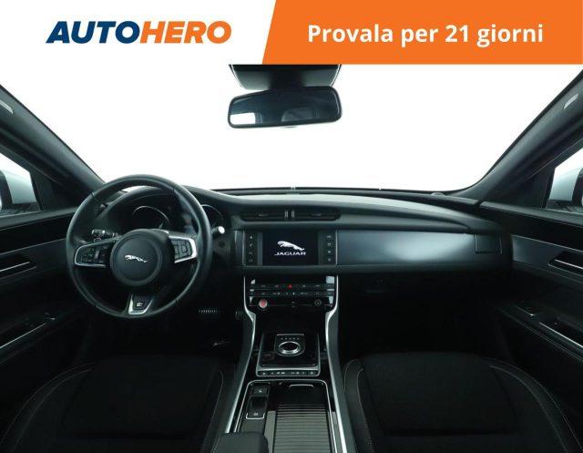 JAGUAR XF 2.0 D 180 CV AWD aut. R-Sport