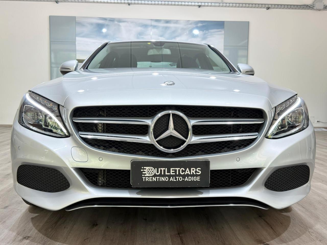 MERCEDES C 220 2.2d 170cv AUTO 75.000km BERLINA