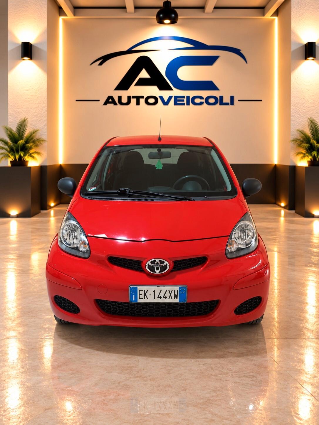 Toyota Aygo 1.0 Benzina 5p - Perfetta per Neopatentati e Città Economica nei Consumi