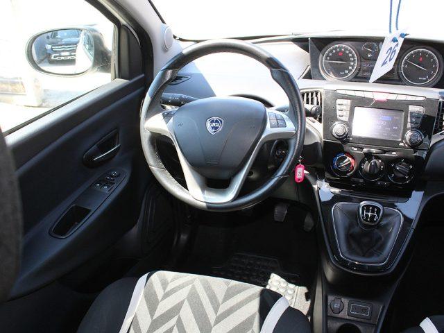 LANCIA Ypsilon 1.2 69CV Platinum